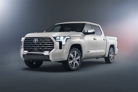Jan 11, 2022 · 6 Photos. Toyota leveled-up its pickup game Tuesday morning, with the introduction of "Capstone," an all-new, premium trim level for its 2022 Tundra CrewMax (with a 5.5-foot bed), expected to ... 